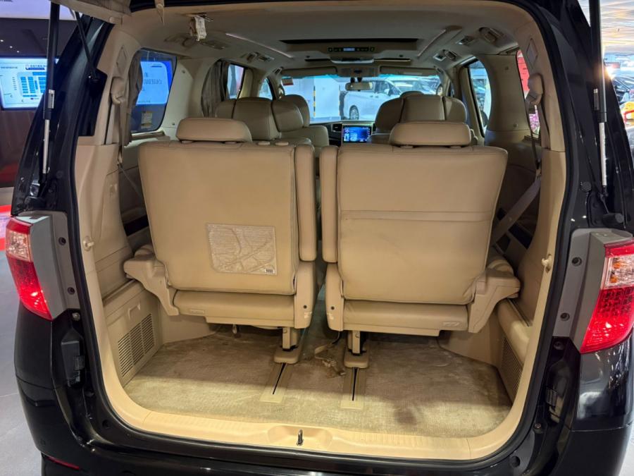 Alphard 3.5 - Image 5